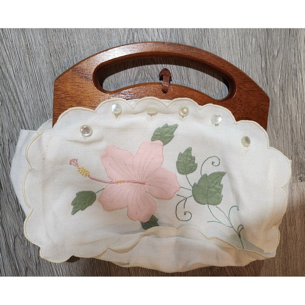 Vintage HA&E Smith Wooden Handle Embroidered Purse With Faux Pearl Accents